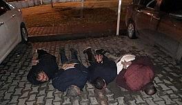 Denetimde alkollü yakalanan FETÖ'cüler polise saldırdı