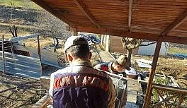 Depremzedeler için jandarma da seferber oldu