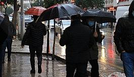 Elazığ'da sağanak yağış etkili oluyor