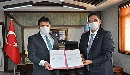 Erzurum Ticaret Borsası'ndan ihtiyaçlı çocuklara tablet desteği