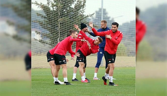 FT Antalyaspor ile DG Sivaspor 32. randevuda