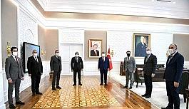 Hakkari heyetinden Sağlık Bakanı Fahrettin Koca'ya ziyaret