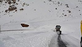 Hakkari'de 20 yerleşim yeri kapandı