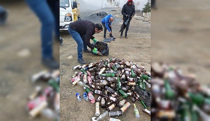 Hakkari'de mezarlığa bira şişelerinin atılmasına tepki