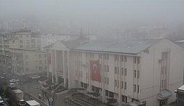 Hakkari'de yağmur ve sis etkili oldu