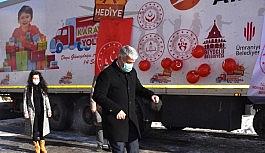 Hediye karavanı Bitlis'teki çocuklarla buluştu