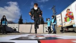 Hediye Karavanı'nın durağı Elazığ oldu