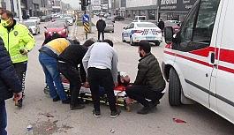 İki farklı kazada 3 kişi yaralandı