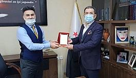 İşadamı Celep'ten Menemen Devlet Hastanesine solunum cihazı