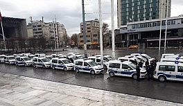 İstanbul'da merak uyandıran polis konvoyu