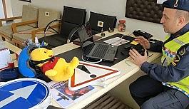 İzmir'de jandarmadan öğrencilere 'uzaktan' trafik eğitimi