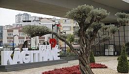 Kağıthane Meydanı düzenlenen törenle açıldı