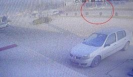 Karşı şeride geçerek 3 kişinin ölümüne yol açan sürücüye ev hapsi verildi