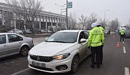 Kars'ta öncelik yaya uygulaması