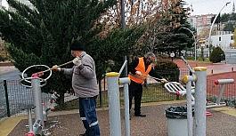 Keçiören'de parklar dezenfekte edildi