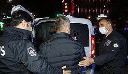 Kısıtlamada alkollü yakalanan sürücü: ''Öderiz cezayı''