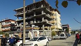 Kısıtlamayı fırsat bilen 2 hırsız, inşattan 5 bin TL değerinde demir çaldı