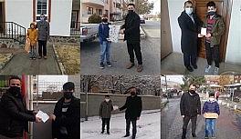 Kur'an kursu öğreticilerinden öğrencilere ziyaret