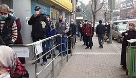 Kuyruklar koronaya davetiye çıkarıyor