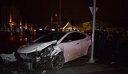 Malatya'da polis şüpheli kovalamacası kazayla bitti: 1 yaralı