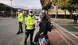 Marmaris'te '' Kaskım Kafamdaki kaskom'' broşürleri dağıtıldı