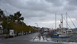 Marmaris'te yağmurlu hava etkisini sürdürüyor