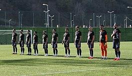 Mislic. com TFF 2. Lig : Hekimoğlu Trabzon FK: 2- Niğde Anadolu FK: 3