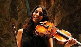 Müzik bursu kazanan 15 genç sanatçının isimleri belli oldu