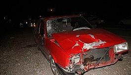 Otomobil ile çarpışan motosiklet sürücüsü öldü