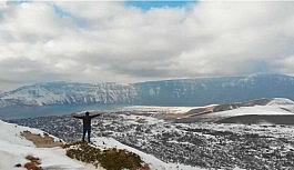 (Özel) Dünyanın ikinci büyük krater gölünden muhteşem kış görüntüleri