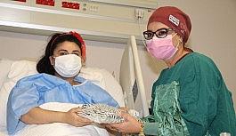 (Özel) Hamileyken Covid-19'a yakalanan genç anne: "İnsan nefes için yalvarır mı, nefes için yalvarıyorsunuz"