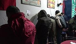 (Özel) Kısıtlamada Pitbull korumalı kumarhaneye baskın kamerada