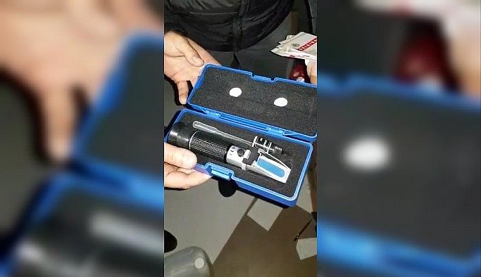 Sahte içkiden 3 kişinin ölümüne sebep olan şahsın imalathanesine baskın