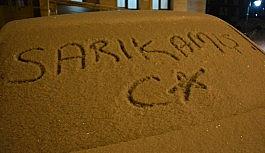 Sarıkamış'ta gece saatlerinde kar yağışı etkisini arttırdı