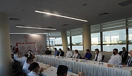 Şehir Hastanesinde doktorların kariyer kutlaması