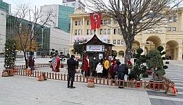 "Sevgi Postanesi" vatandaşlara nostalji yaşatıyor