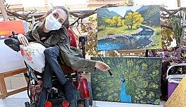 SMA Tip 2 hastası genç kızın çizdiği resimleri görenler gözlerine inanamıyor, yurt dışından bile sipariş alıyor