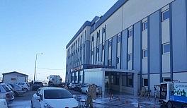 Sokağa çıkma kısıtlamasında hastane dezenfekte edildi