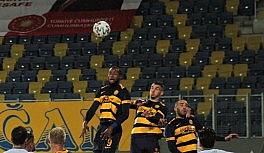 Süper Lig: MKE Ankaragücü: 1 - İH Konyaspor: 2 (İlk yarı)