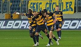 Süper Lig: MKE Ankaragücü: 4 - İH Konyaspor: 3 (Maç sonucu)