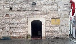 Taksim Cumhuriyet Sanat Galerisi'nde yangın paniği