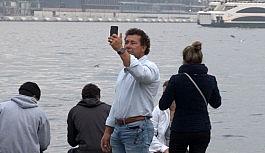 Turistlerin maskesiz mesafesiz İstanbul keyfi