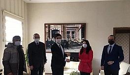 Türkiye üçüncüsü oldu, Kaymakam Taş makamında misafir etti