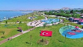 Tuşba Belediyesi yükselişine hız kesmeden devam ediyor