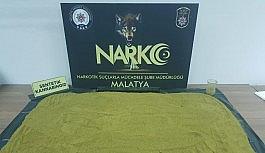 Uyuşturucu satıcıları kıskıvrak yakalandı