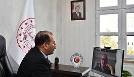 Yazar Salih Uyan ile online söyleşi gerçekleştirildi