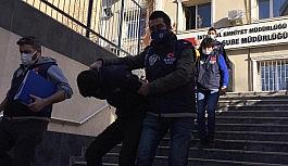 Bankadan çıkan adamı gasp etmeye çalışan çete üyeleri yakalandı