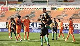 Başakşehir'in galibiyet hasreti 7 maça çıktı