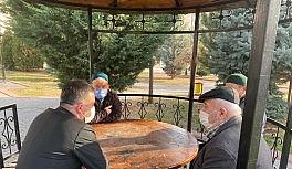 Başkan Ertuğrul Çetin sokakların nabzını tutuyor