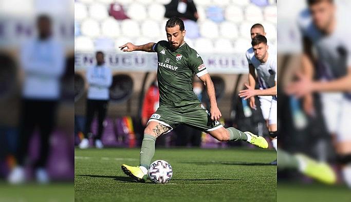 Bursasporlu futbolcu Emirhan Aydoğan: "Yolumuz uzun"